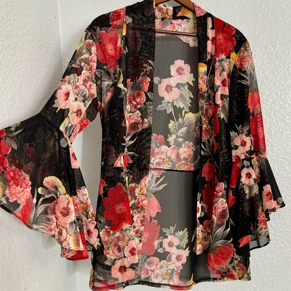 Black Sheer Mesh Floral Open Front Blouse - Picture 5 of 6